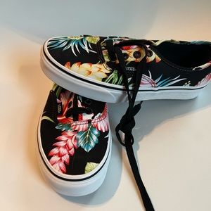 NIB Vans old skool floral print